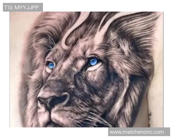 足球明星背部狮子纹身揭示力量与勇气的象征意义与个人故事 足球明星背部狮子纹身揭示力量与勇气的象征意义与个人故事