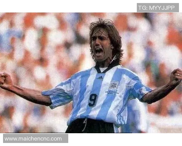 探讨历史上最杰出的足球明星及其对足球运动的深远影响