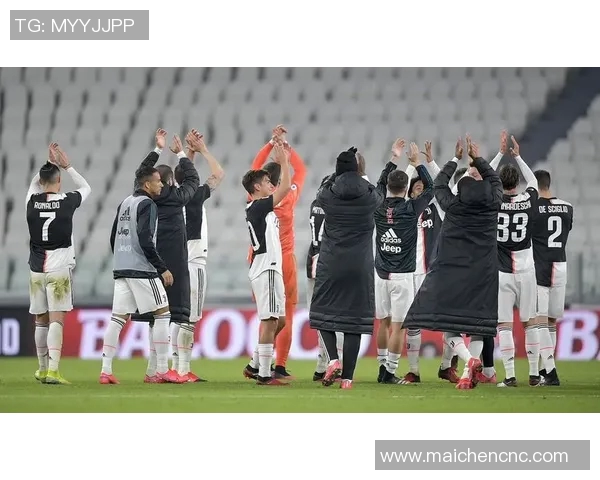 足球明星确诊新冠病毒引发广泛关注球迷纷纷表达关心与祝福