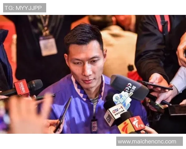 易建联重返赛场展现不老传奇引发球迷热议和期待